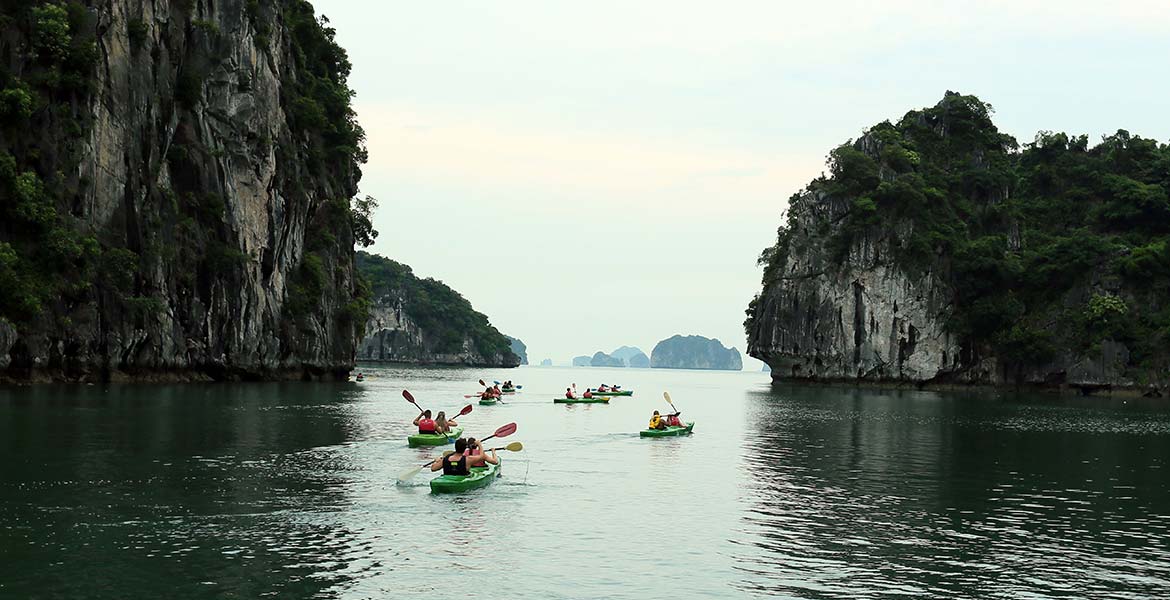 Garden Bay Legend Cruise