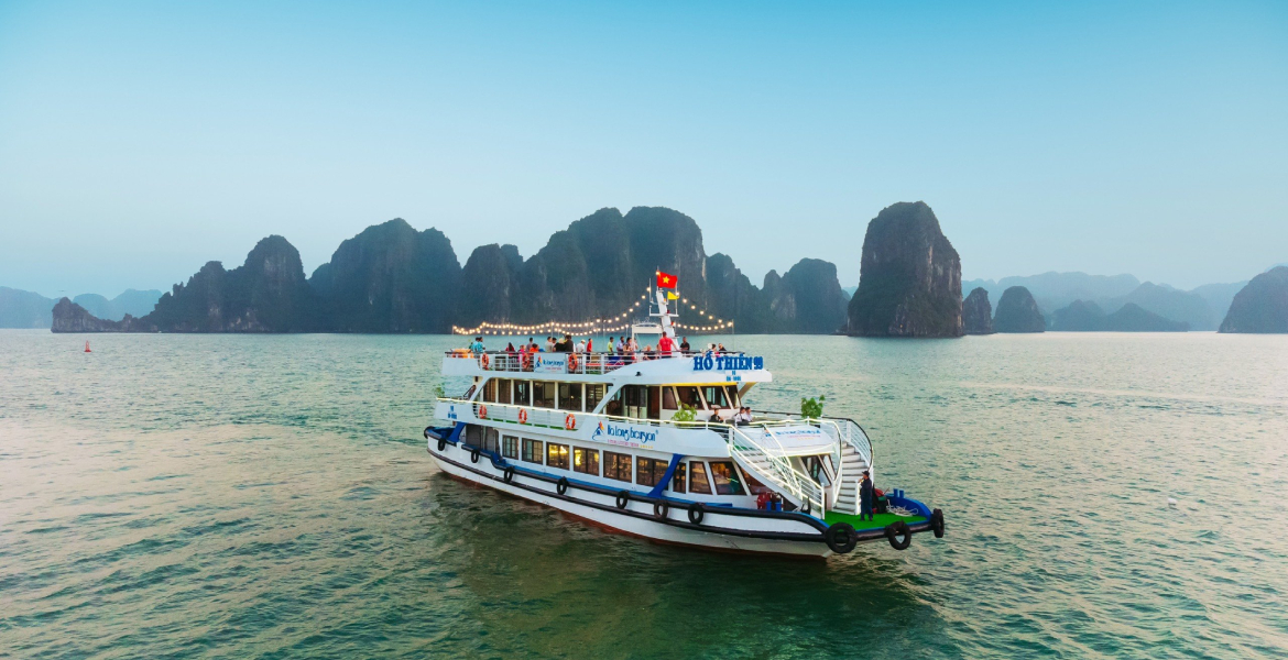 Halong Bay Excursion 6 hour Cruise
