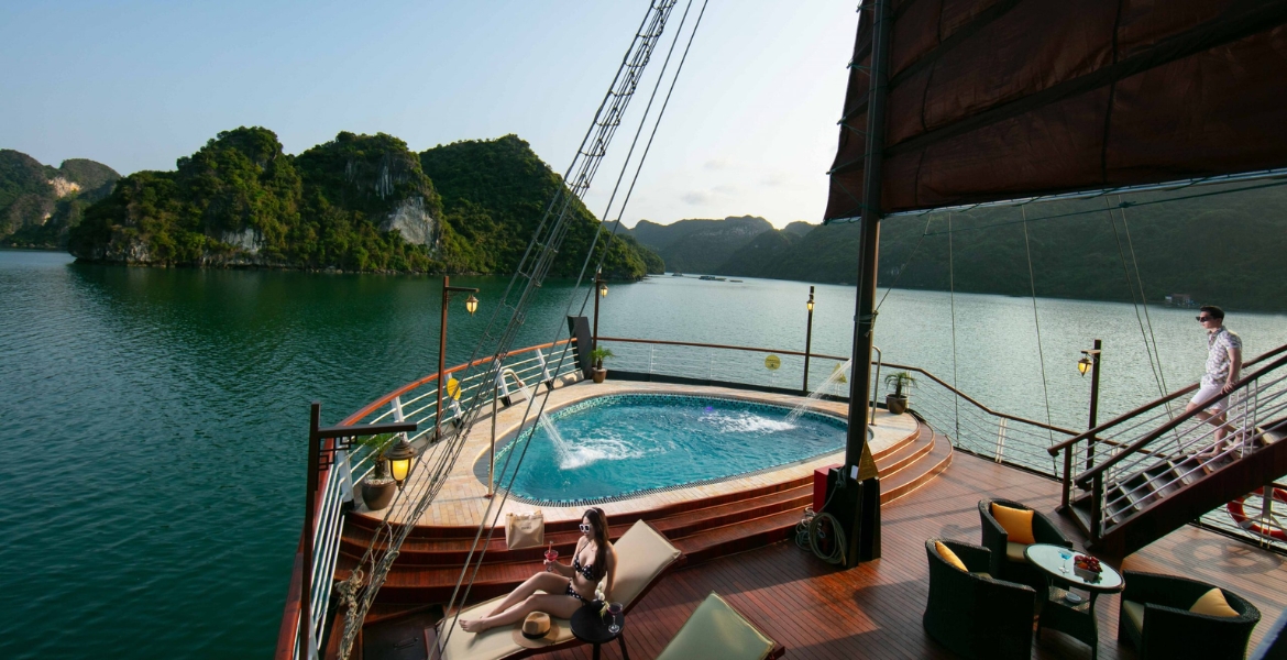 Halong Bay 1-Night Cruise