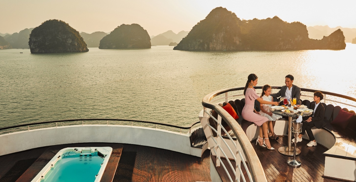 Lan Ha Bay 1-Night Cruise